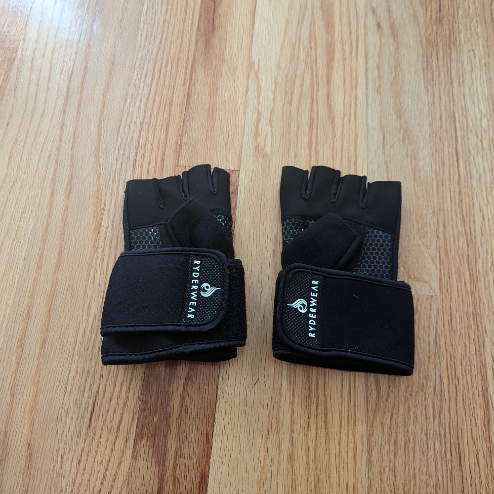 NWOT Wrap Lifting Gloves